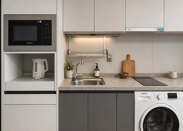 Yeouido Signity Living 311 *
