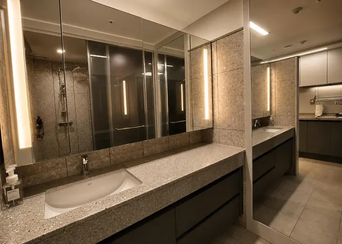 Yeouido Signity Living 311 아파트